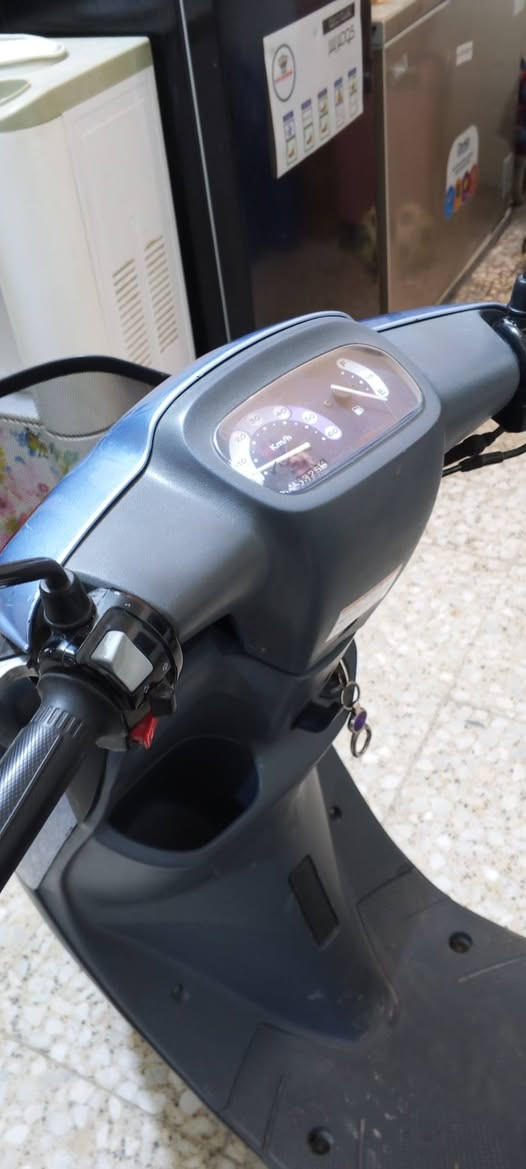 سلام عليكم ورحمه الله وبركاته دارجة منغولي موديل ٢٠٠٧ للبيع نظيف جدا جدا مامتوحة شرط  مال حاويه مكان كربلاء المقدسة قرب مستشفى العباس الاهلي اتصال على هذا رقم ***********    ***********
