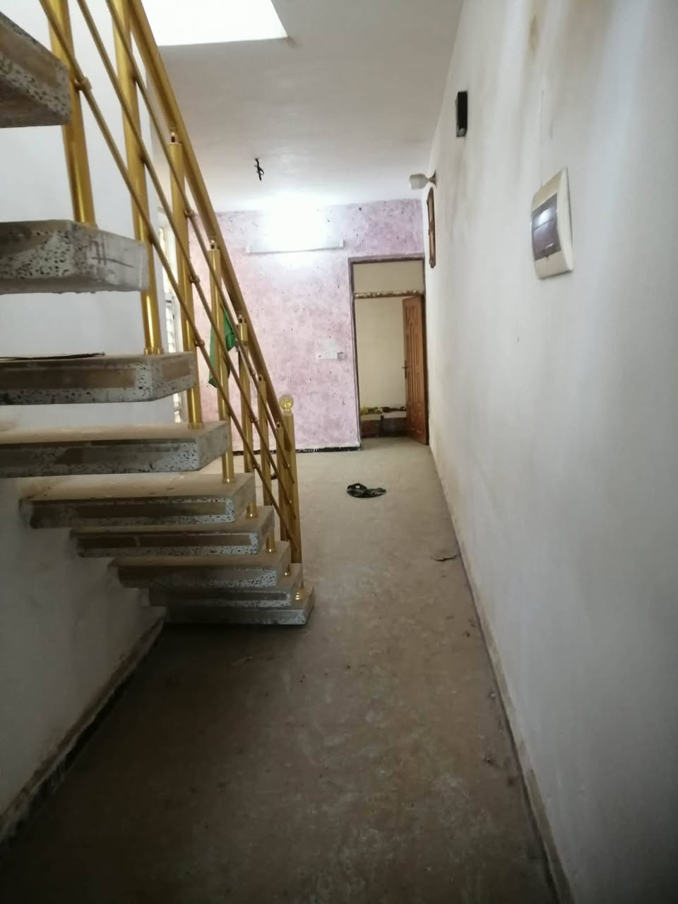 بيت طابو صرف مساحه 112
حي العسكري الاولى
قرب مطعم كباب نذير
بناء جديد لايباع على المبادره
*********** للاستفسار على هذا الرقم
