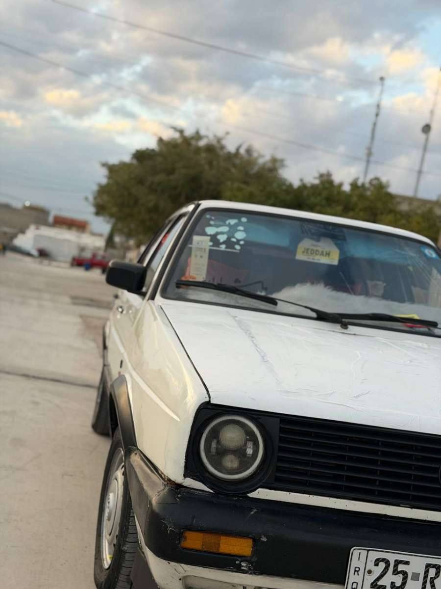 گۆڵڤ مۆدێل 1994سەنەوی نوێیە بەناوی خۆمانەوەیە دەفتەر بەنزی نی هەیە  یەک چاملغ بۆیاغە 
*********** كركوك, العراق
