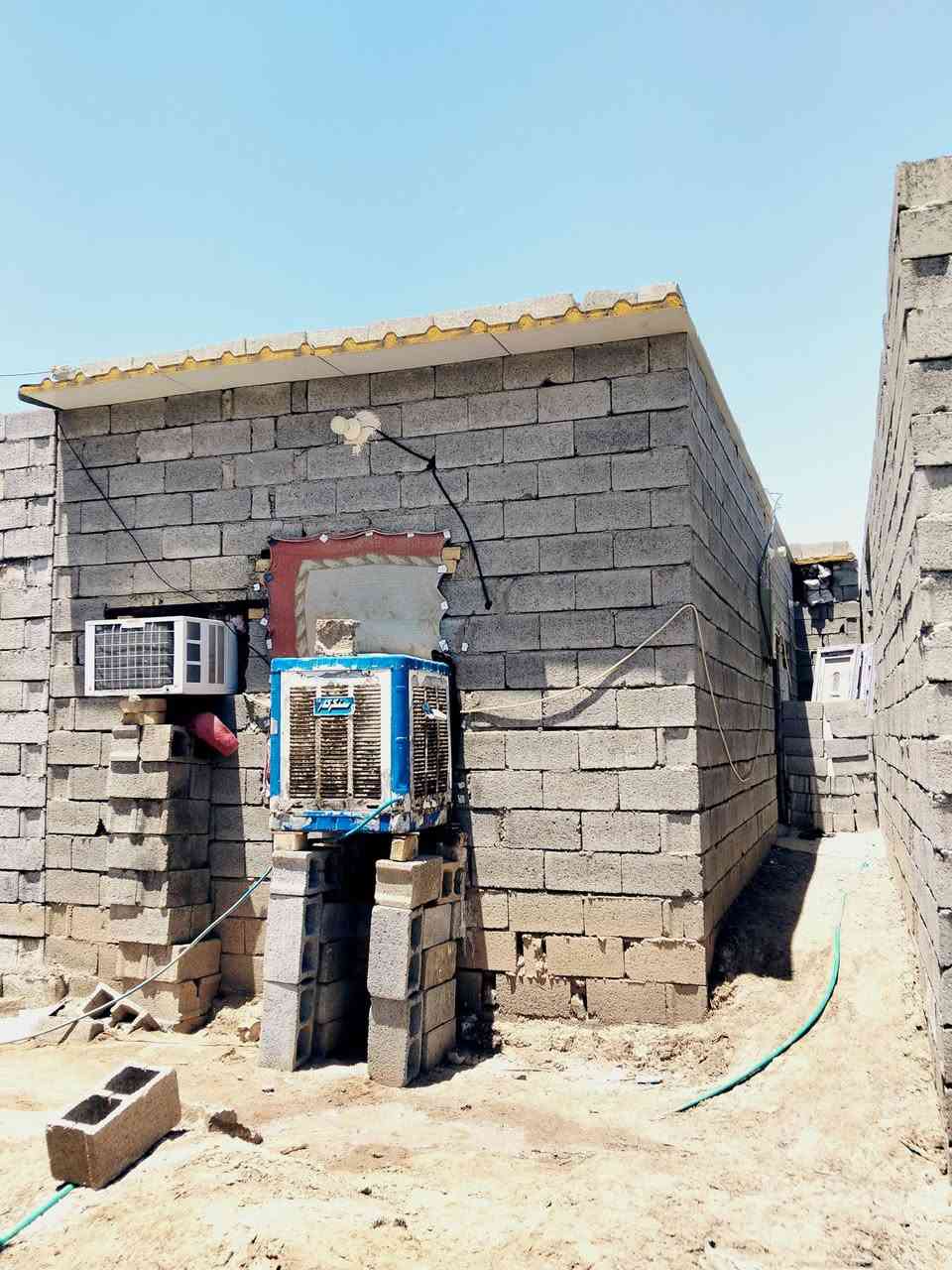 🏡مشتمل للبيع
المساحة 140 غرفه نوم 5في4 + صاله 4في4

+مطبخ 5في4 + منور 1في5 +ترك5في3 +صحيات 

مجاري +كهرباء+ماء جاهز ع آخر حبايه 

المكان شارع الشهابي حي الربيع 

الأستفسار ‏‪***********‬‏ احمد
