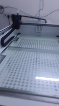 للببع طابعة 3D مامستخدمة مساحة كبيرة للاستفسار الاتصال على رقم ٠٧٨٣٨٠٨...