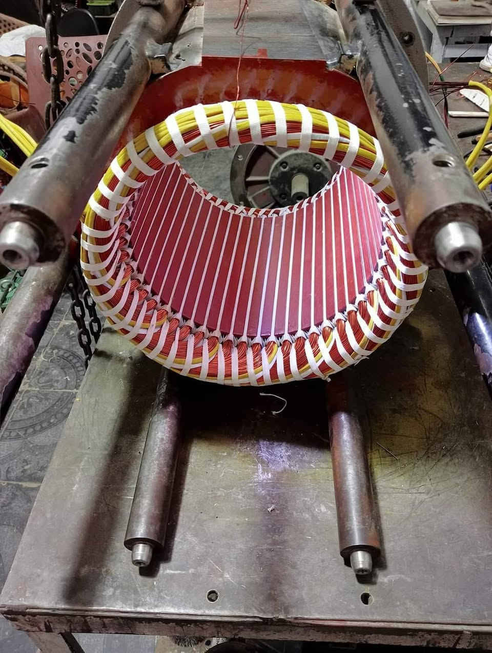 السلام عليكم ورحمه الله وبركاته....
ورشة الصادق 
مستعدون للف وتصليح كافة رؤوس التوليد والمولدات  والماطورات الصناعية وعمل موقعيا مع الضمان لمدة 6 اشهر 
رقم الهاتف ..... المهندس 

 ***********
***********
