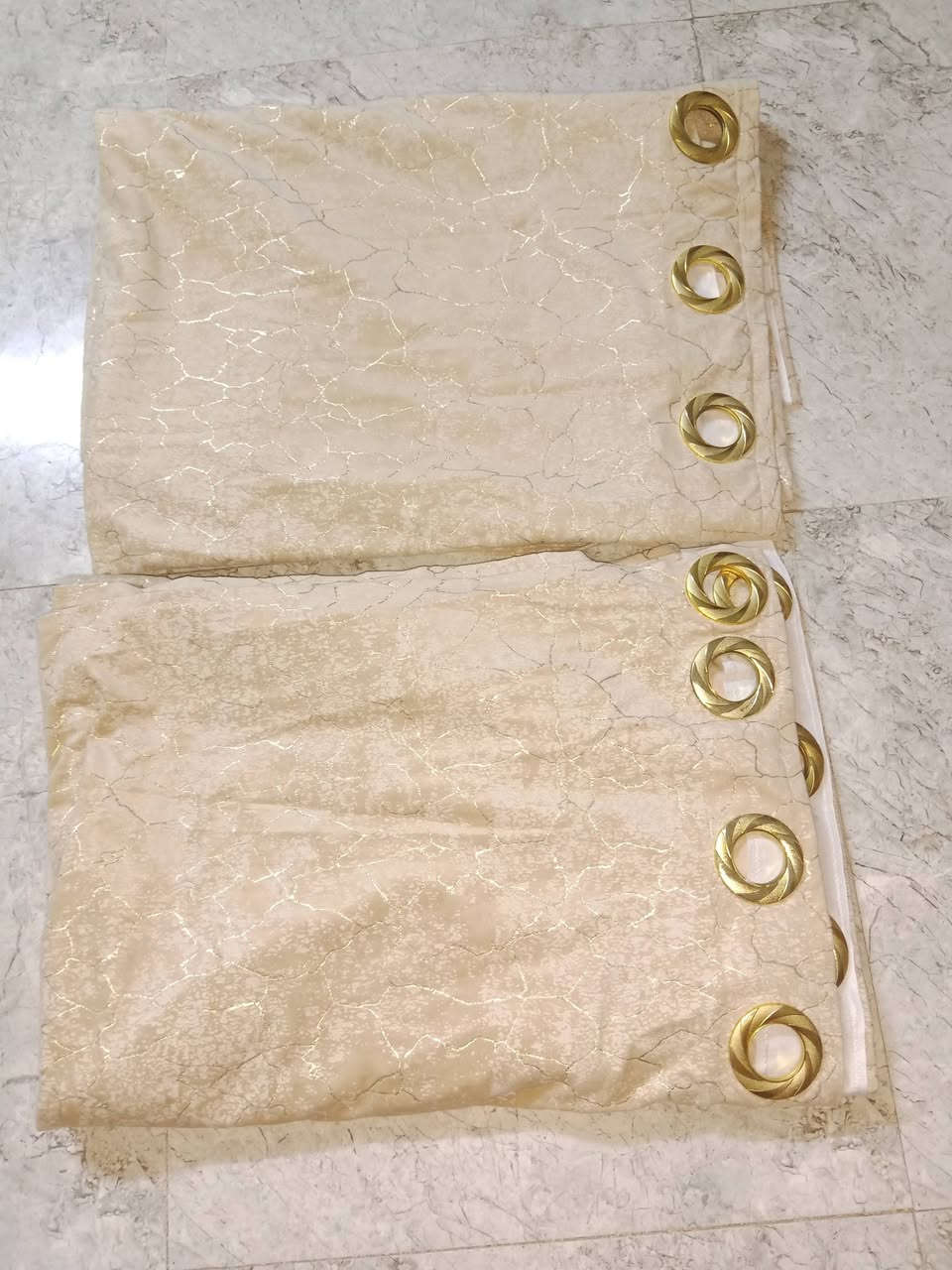بردات للبيع جدد مامستعملات ابدد عرض اربع امتار ونص سعر 20


**إذا كنت صاحب هذا الإعلان وتريد حذفه لأي سبب، رجاءا أرسل رسالة إلى الدعم الفني**