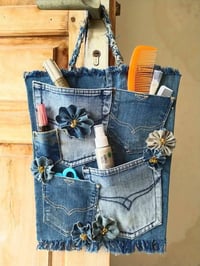 بنات منو تشتغل أعمال يدويه عدنا بازار تعرض بي اعماله تنباع احنا مركز م...