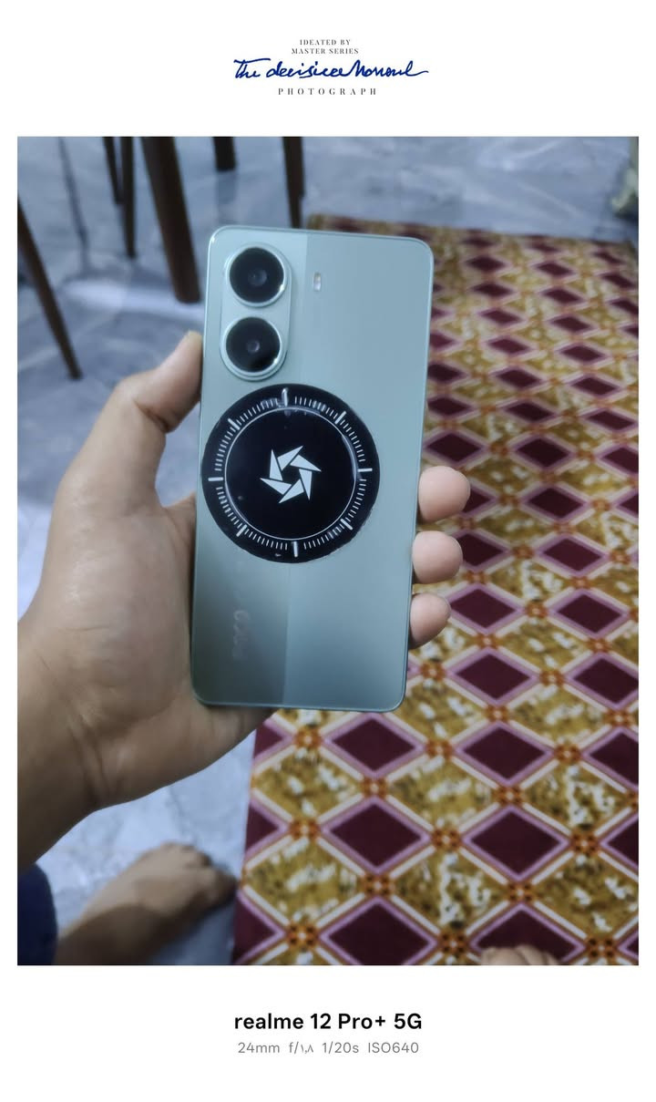 السلام عليكم 
بوكو اكس 7 برو 
ذاكرة 512 رام 12 
فول نظافة 
بدون ملحقات 
السعر 400 و بي مجال بسيط 
بعقوبة المفرك 
 للتواصل واتس اب 
***********
