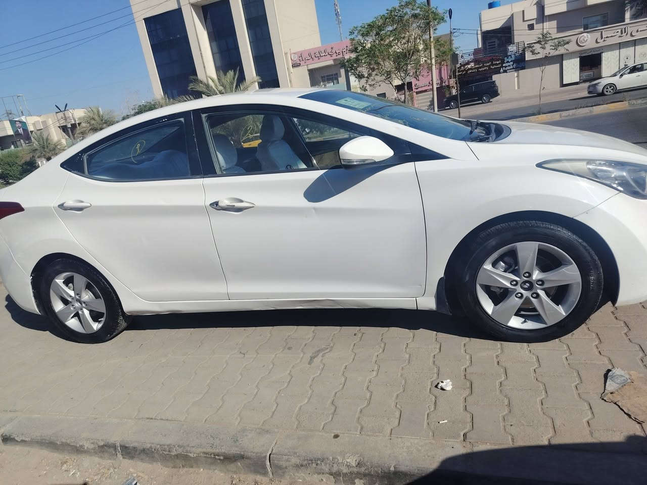 النترا 2012
السلام عليكم النترا موديل12 خليجي  مكينة 1800  تحكمات جهتين اشاير بالمري  خمسه ويل كب حساس خلفي بريك Abs نظام ايكو اقتصادي  بانزين. جاملغ خلفي عكس سائق بي
 صبغ   وباب   ربع  منه    بيها كم ملاحظه بسيطه سياره جاهزه  
السعر 85
مكان السياره النجف مكان السياره النجف  
رقم أربيل ألماني. 
سنويه ساقطه 
*********** واتساب  اتصال

مكان النجف
