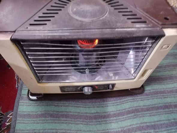 صوبه عشتار للبيع شغاله كامله سعرها 40 شاري اتصل ***********
***********
