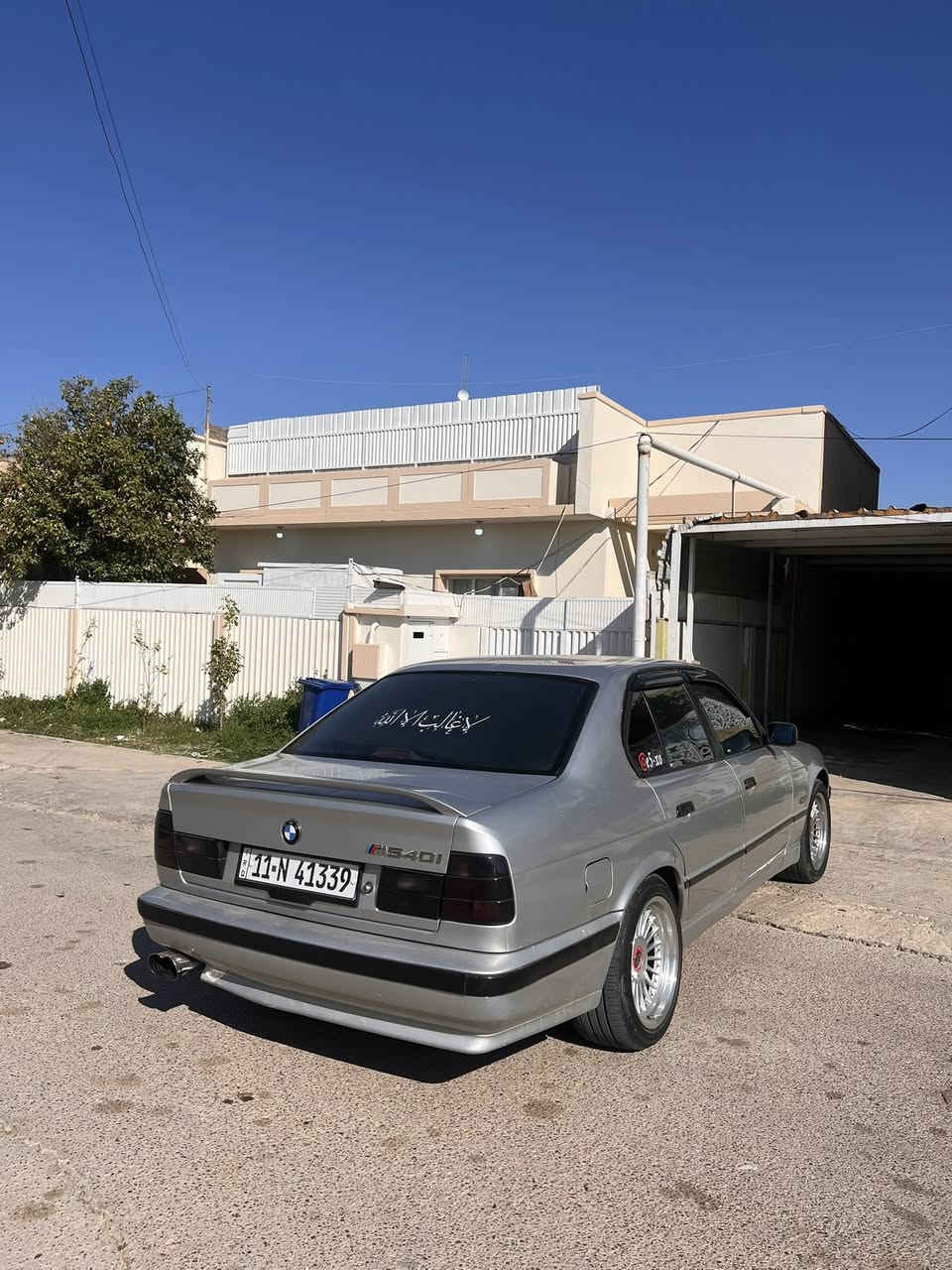 BMW1995
حجم 540 اصل 
داخل جلد 
صاج 
محرك 8
بجم عريض 
سياره جاهزه 
شرط التحويل 
***********
