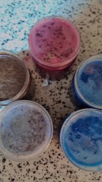 مقشر جسم • مواد طبيعي • ٢٥٠ مل