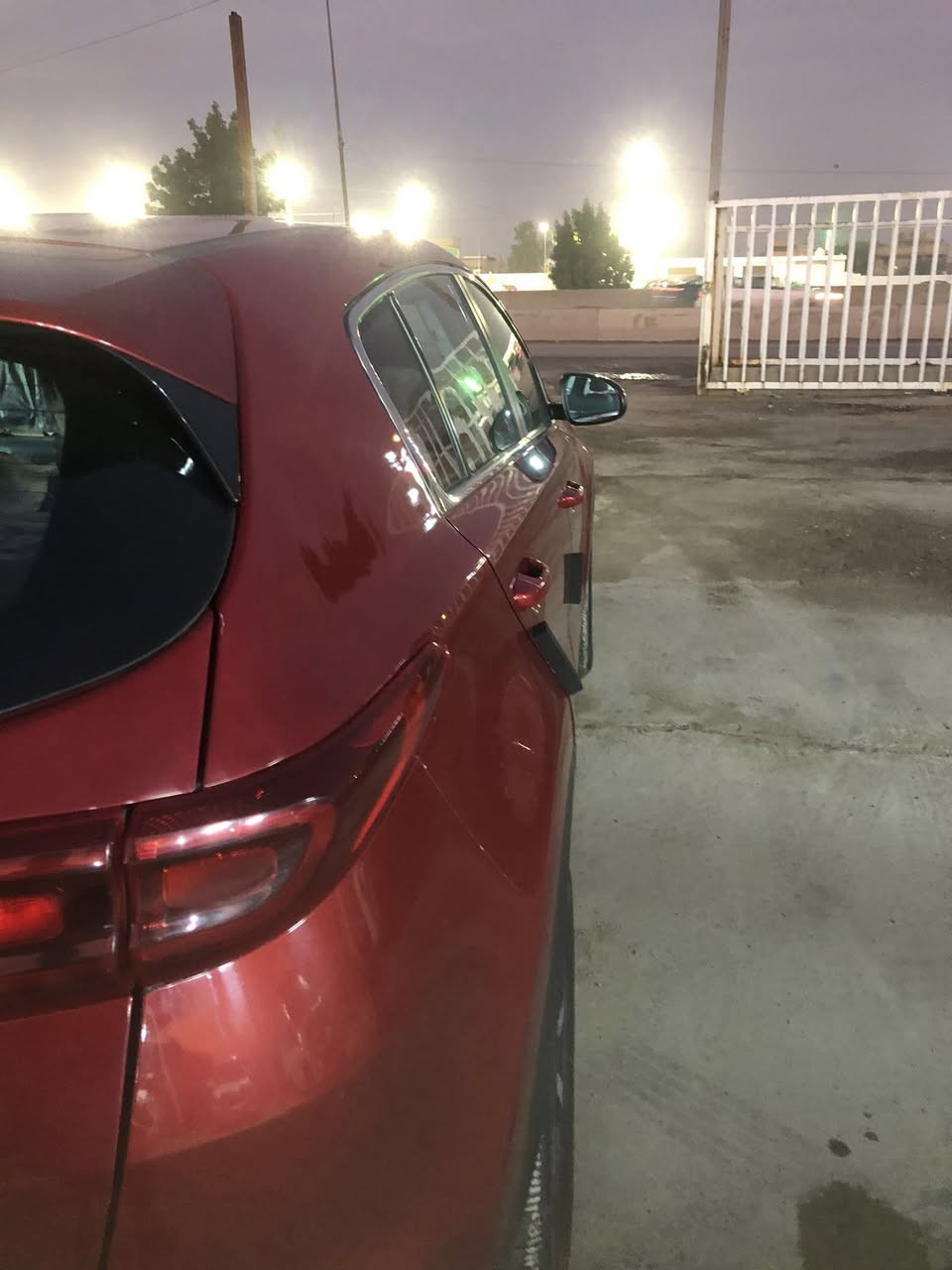 السلام عليكم سيارة سبورتج امريكي موديل ٢١ شراي يتصل ***********
