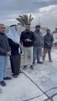 دائمًا شمس الشموس
دائمًا مبدؤها الثقة،
ودائمًا شعاراتها صحيحة وموثوقة.

لحجز منظومات الطاقة الشمسية أو للاستفسار عن:
 • ضمان البطاريات
 • ضمان الإنفرتر
 • ضمان الألواح

شمس الشموس… اسم يعني ثقة ☀️
***********
