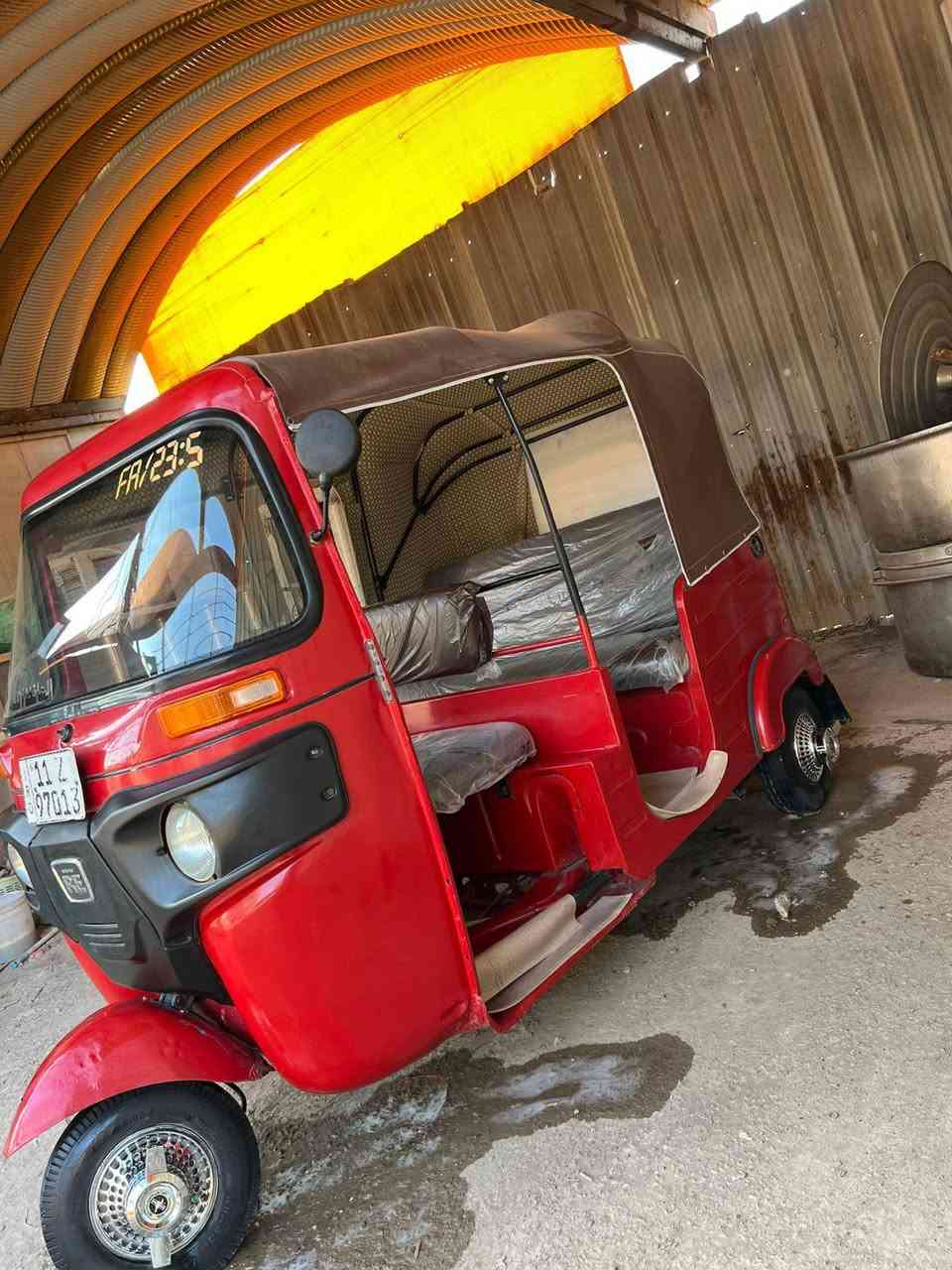 سلام عليكم شباب تكتك 18شهر 11مصبوغه عام لجماليه جاهزه من كلشي مكينه خير من الله لا تنقيص ولا تبخير رقم وسنويه تحويل ثاني يوم مكاني مدينت الصدر ***********
