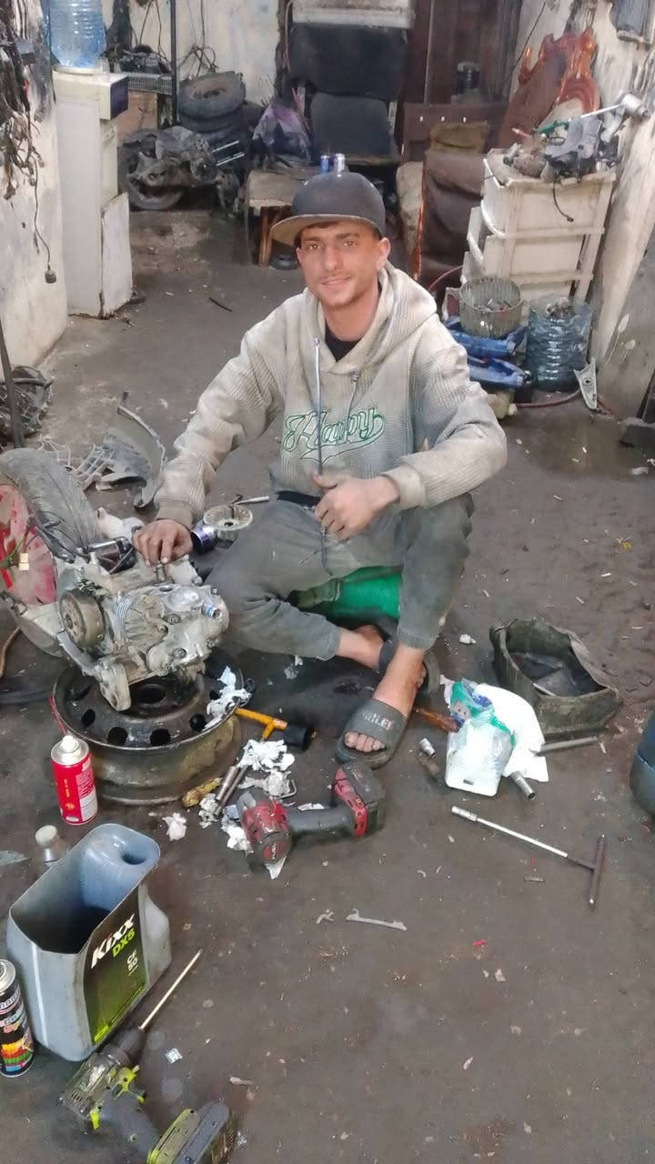 السلام عليكم شلونكم حبايب كلبي الي يريد فيتر متجول اني موجود اجيك الباب بيتكم اصلحلك وشغل مضبوط
وكدام عينك وايشي تريد تئمرني امر واني بخدمت الطيبين 
 مكاني بغداد داخل بغداد فقط
الاستفسار : ***********
السلام عليكم شلونكم حبايب كلبي الي يريد فيتر متجول اني موجود اجيك الباب بيتكم اصلحلك وشغل مضبوط
