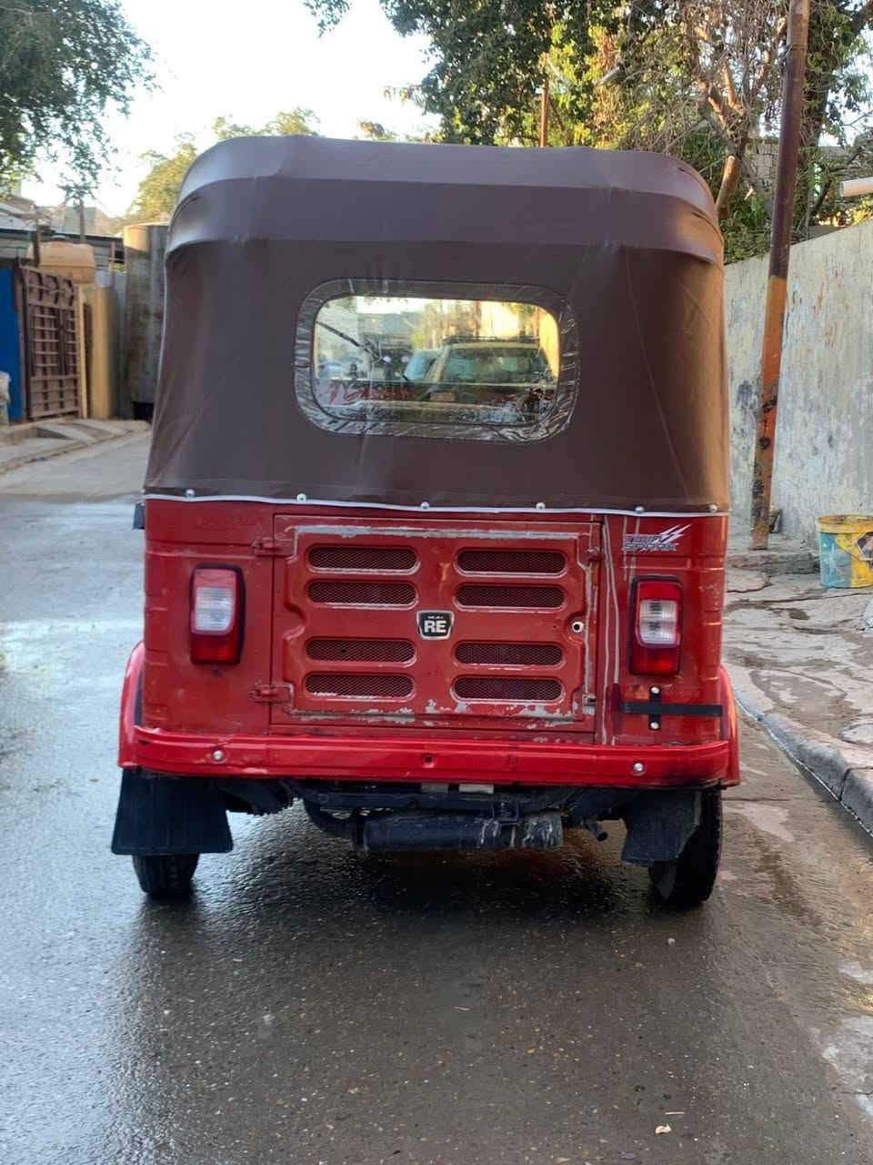 السلام عليكم
تكتك موديل   18 مرقمه رقم وسنويه بسمي تحويل ثاني يوم

تكتك خير من الله لاتنقيص ولا تبخير 
بيها صفحه وحده فقط يحتاجلها صبغ 
والدوس معمره هم يحتاجلها صبغ فقط 
البقيه تجي وتشوف بعينك خير من الله 
 
5800 وبيها مجال 
مكاني الشعب 
رقمي ***********
