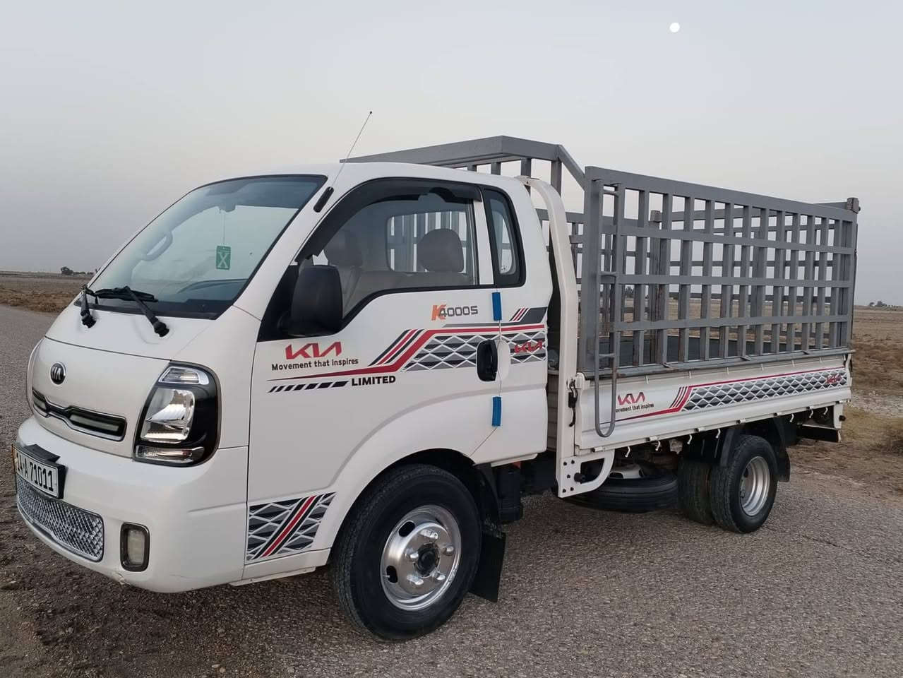 السلام عليكم شباب سياره كيا فحل  للبيع مديل 2022
لسعر 167
رقم  بصره دولي سنويه مجدده 2028  مشروع وطني تحويل مباشر سياره شرط بيع علئ فحص نضافه 100بل 100
تبريد ثلج ا سياره بكيت كروتك عليه ذا جيت والكيت مو نفس الحجي وني خادم تصل وشلع عيوني بل عافيه علئ الياخذها
 ستخدام شخصي بل عافيه علئ الياخذها مجهزه من كلشي 
  وجاهزه شرط سياره زيرو لا رصعه ولا شخط البم علئ شريكه وسدر علئ شريكه  الف ما ذب عليها  كفاله عامه لاضربه لا صبغ لا خياس مكينه لاتنقيص ولا تبخير حداديه اكسن تخم تايرات بكيت سياره الف ما ذب عليها  سياره مال جناي مكاني  ناصرية رقمي
***********
