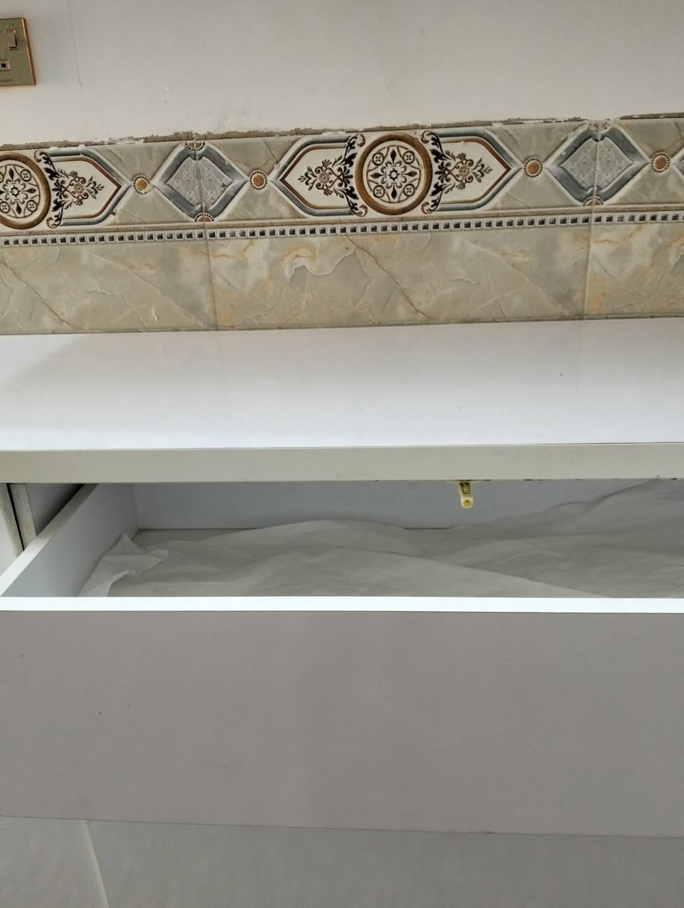 كاونتر mdf للبيع سنك عرض متر ونص والكاونتر والملحق مترين سعره 350


**إذا كنت صاحب هذا الإعلان وتريد حذفه لأي سبب، رجاءا أرسل رسالة إلى الدعم الفني**