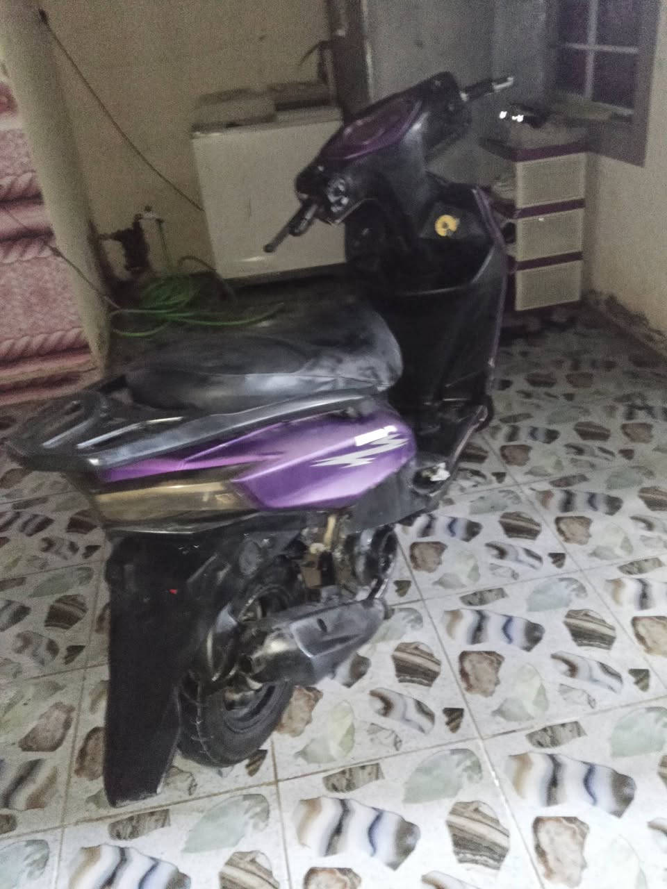 السلام عليكم دراجه سكنس محرك مال ماكس بلادي اريدها مراوس أو بيع الي عنده يجي خاص او اتصل ***********
