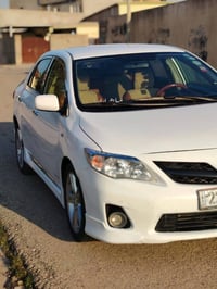 كورلا 2013 رقم انكليزي كربون بنزين بيها صبغ نص بوند وشبر بل داير الوره...