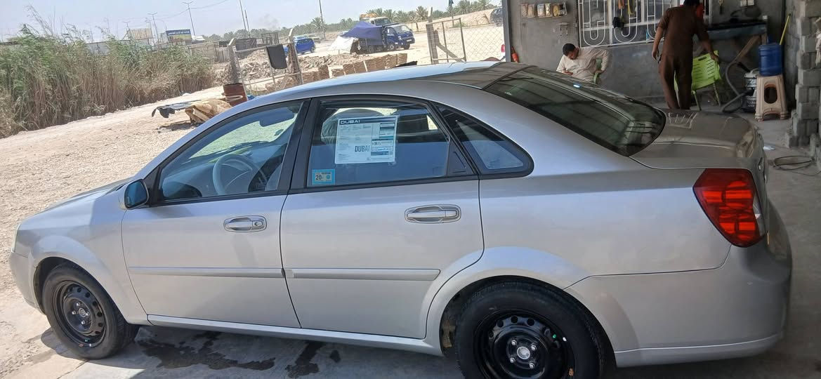 السلام عليكم 
اوبترا ٢٠٠٦ بابل بسمي سنوية جديدة 
محرك كير حدادية حاوية دوشمة عام
سيارة جاهزة من كلشي ٦٥ وبيه مجال بسيط 
مراوس اوبتما او سوناتا 
***********
