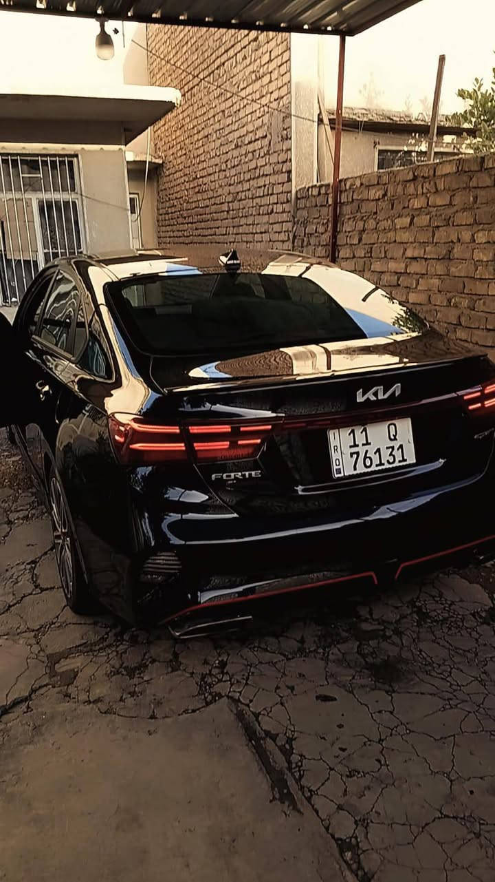سلام عليكم فورتي 2023 GT محرك 1600 وارد امريكي فول مواصفات عده فتحة بنو رامه بصمه تشغيل عن بعد سيارة ماشيه 70الف سياره جديده سعر 145 ورقه 
رقم ***********مكان بغداد
