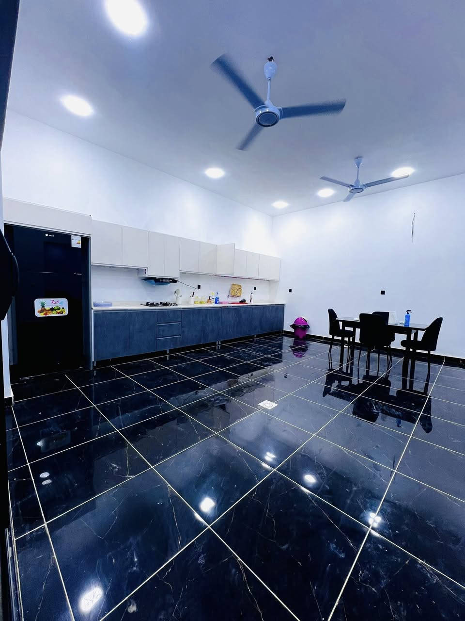 ✨ منتجع الذهبي ✨
مكان الراحة والهدوء وقضاء أجمل الأوقات مع الأهل والأصدقاء 🌿

يتوفر في المنتجع:
🏊‍♂️ مسبح كبير
🌳 حدائق واسعة وجلسات خارجية مريحة
🎠 ألعاب أطفال
🏡 أجواء هادئة ومناسبة للعوائل

📞 للحجز والاستفسار:
***********
