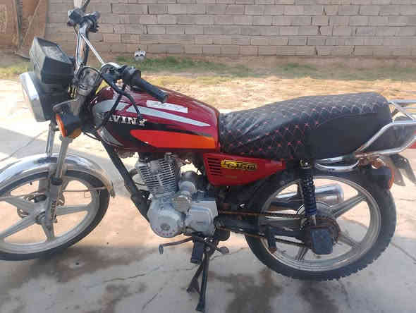 سيفان للبيع موديل 19 السعر 325 اوراق موجوده الرقم *********** مكان بعقوبة بهرز
