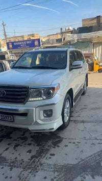 للبيع فقط   لاندكروز 2015 GX.R مكان السياره بغداد  السياره بريم  محرك ...