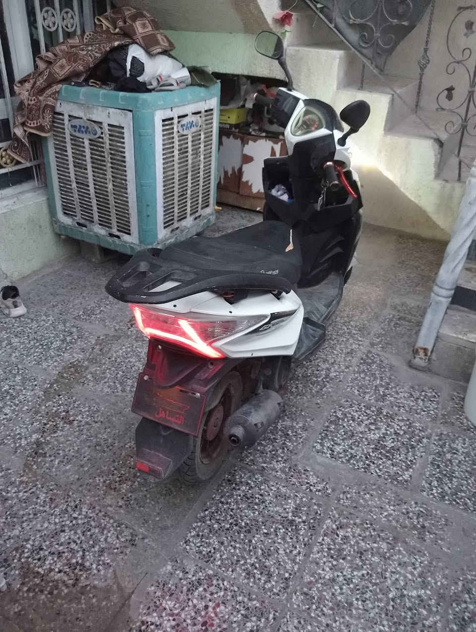 دراجه صيني نوع GHOST
للبيع نضيفه سرعتها 80 
رايدها 400 او بيها مجال


**إذا كنت صاحب هذا الإعلان وتريد حذفه لأي سبب، رجاءا أرسل رسالة إلى الدعم الفني**