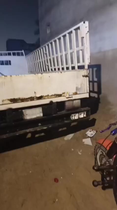 مستوبيشي 
موديل 92
محرك 6ستندر جديدة مال هينو 
بدي5ونص 3طن
مكان البصرة 
السعر 67 وبيه مجال 
مكلف بالنشر
‏‪0776 269 9901‬‏ احمد
