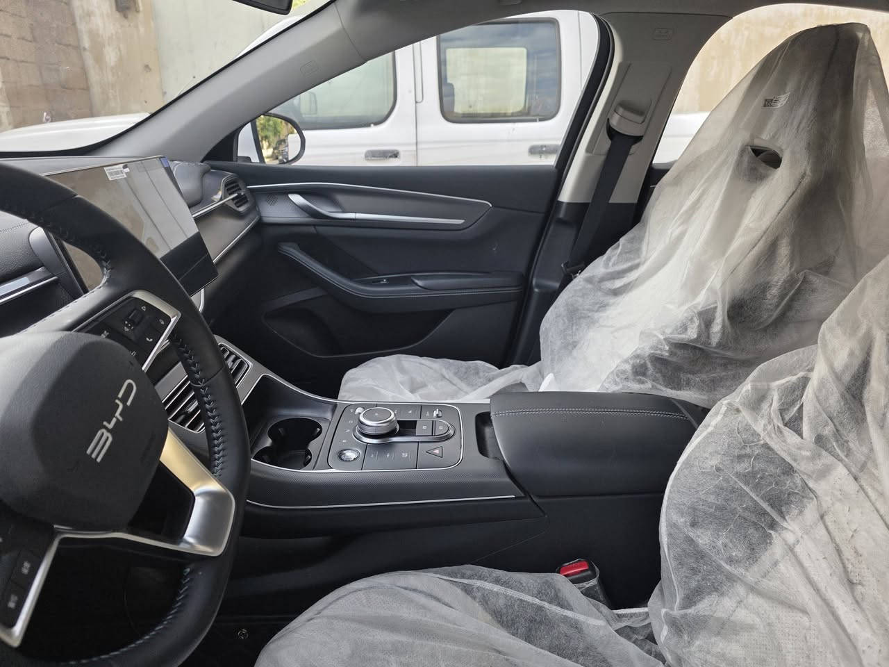 BYD
مرقم بغداد بأسمي 
دستروي ابيض
ماشية ٢٧٠٠
غراضاها كاملة وياها 
١٩١٠٠
شارع حيفا
***********
