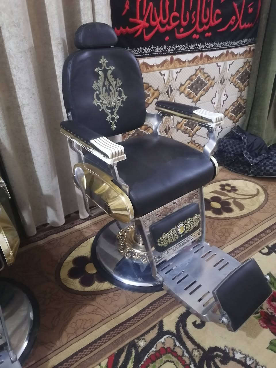 السلام عليكم 🌹
كراسي حلاقه ملكيات للبيع 🌹
كلشي شغال بيهم 🌷
احلا من الصوره بهواي ❤️
سعرهم خاص 💖
مكاني الديوانيه /سومر


**إذا كنت صاحب هذا الإعلان وتريد حذفه لأي سبب، رجاءا أرسل رسالة إلى الدعم الفني**