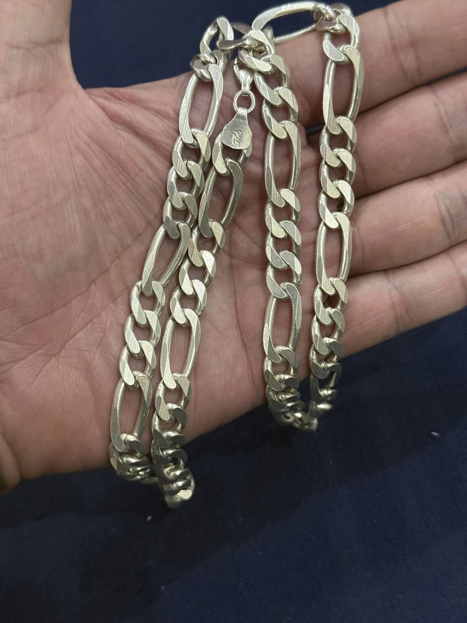 زنجيل فضة على الفحص نضافة ٩٩٪؜ الوزن موضح بالصور سعر الغرام ٤٥٠٠ قفل المكان بغداد


**إذا كنت صاحب هذا الإعلان وتريد حذفه لأي سبب، رجاءا أرسل رسالة إلى الدعم الفني**