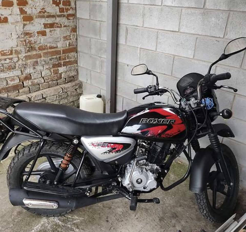 سلام عليكم بوكسر للبيع مستعجل على بيعتها سعر 750 رجاءً بدون عمله نهايتها وهذه رقمي
0782 110 8076
