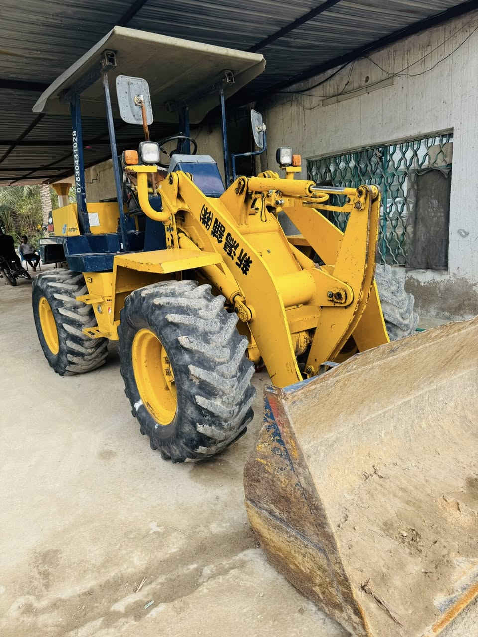 السلام عليكم
للبيع شفل كوماتسو حجم 50

موديل  2018. مرقم بسمي 

كير مكينه  حداديه مكفوله

مكانه بابل الهاشميه 

ستفسار  ***********
