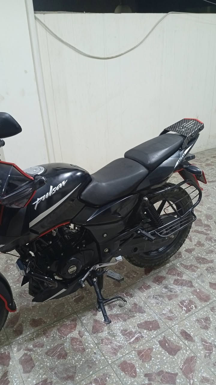 بولسر150 نيون موديل 23
ماشيه 26700
سنويه 2030 باسمي رقم بغداد
ادامه كل 6 اشهر مكينه بدون مشاكل كهربائيات شغاله 
مكاني بغداد العامريه
سعر 2,000,000 قفل
رقمي *********** واتساب
