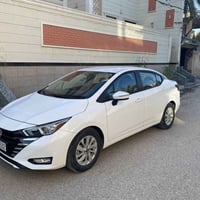 نيسان سني الشكل المكسيكي مكفوله كفاله عامه ماشيه ٢٨الف السياره رقم ارب...