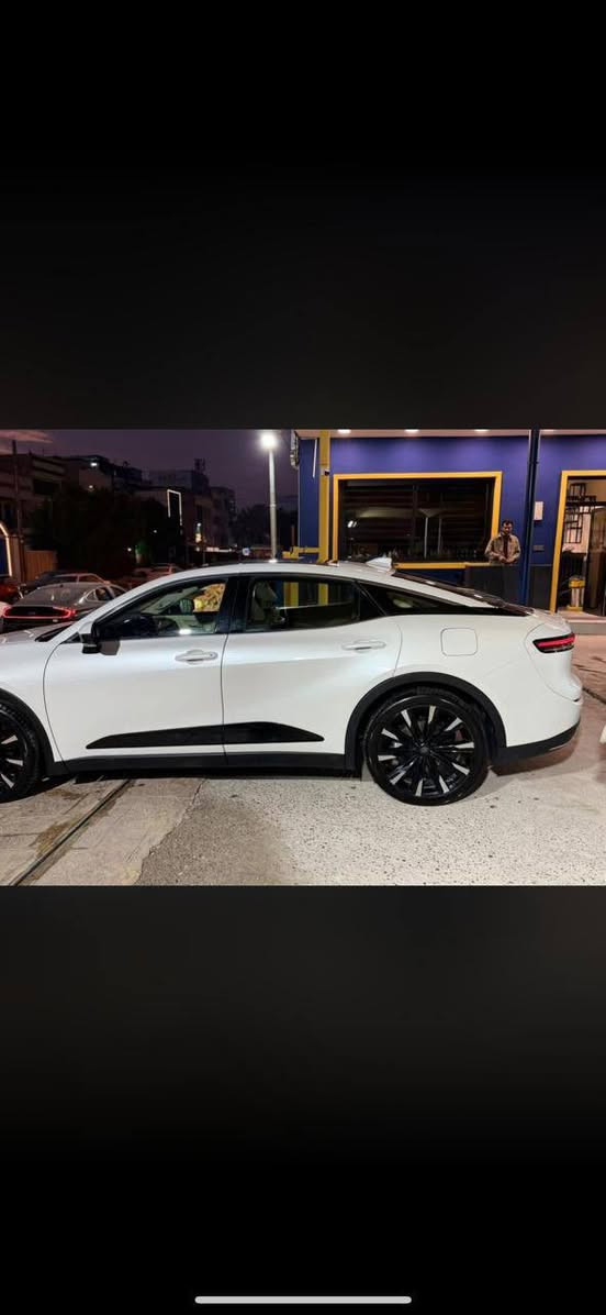 السلام عليكم 
للبيع او مراوس
كراون ماجستا فول مواصفات 
موديل 2023 
اعلى فئة 5 كامرات وداتا شو بوب شفط وبردة خلفية كهرباء وكراسي تدفئة وتبريد وكل الكراسي كهرباء حتى الخلفيات معروفة موصفات الماجستا 
ماشية 54 الف كيلو حقيقي ومن الزيرو لليوم عندي 
مكفولة كفالة عامة عدا اصبع واحد pdr بالجاملغ الامامي والباقي كفالة 
والمحرك مفتوح فقط 
رقم بغداد الجديد وبأسمي تحويل مباشر 
السعر اتصل 
مكان السيارة بغداد 
للاستفسار
‏‪0776 587 2579‬‏

Auto Park/
اوتو بارك
