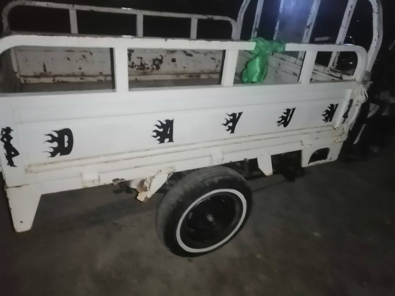 سلام عليكم ستوته موديل 2015ستوته جاهزه نكره سلف تواير ابو الخطه اوراق اصولي سعر 1500وبيه مجال قلييل مكان ناصريه مقابيل جسر البعضم حي جوادين استفسا ***********
