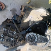 من رخت الادمن عندي كير للبيع مال كولف فنتو كهربائي بي شغله وحده الكير ...
