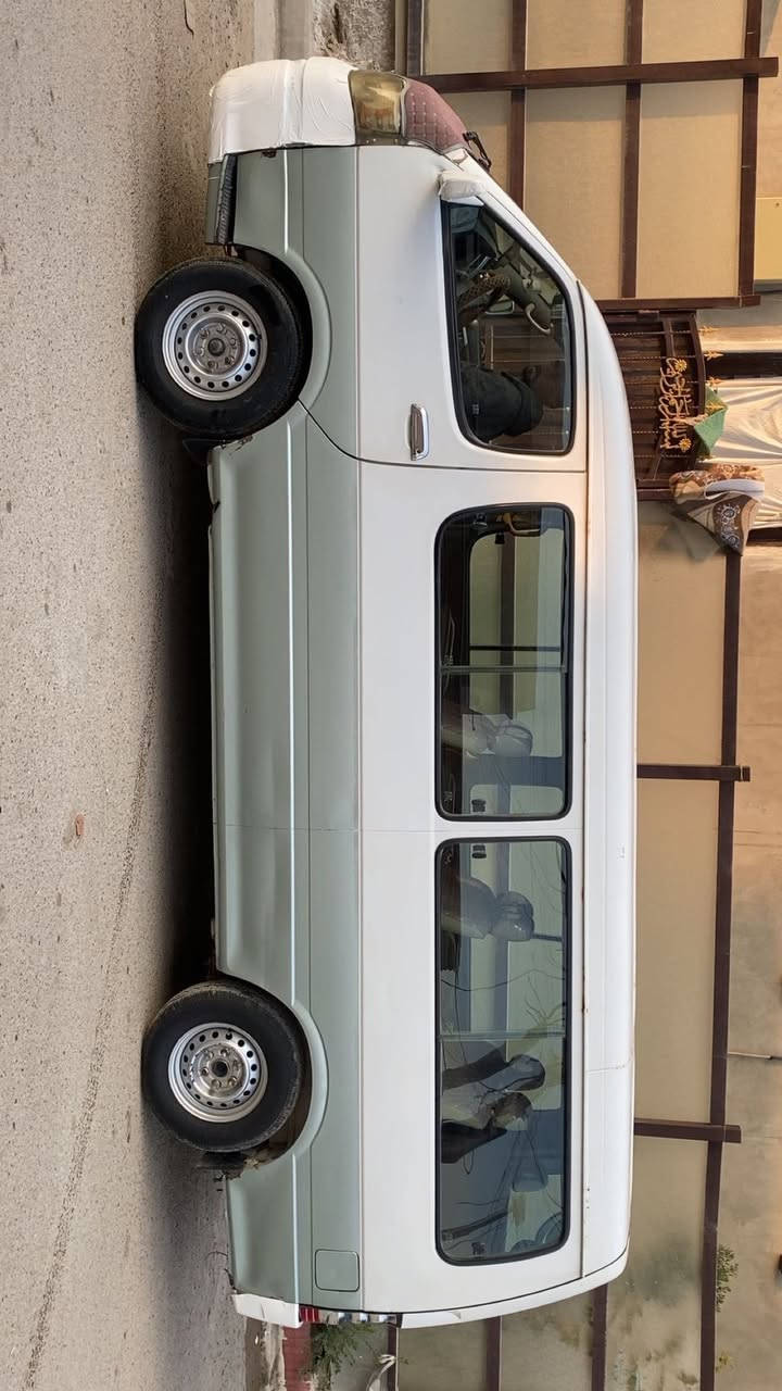 السلام عليكم جمبي h1 موديل 2012 
السعر 70 وبي مجال مكان بغداد 
متواجد ع الواتساب 

***********
