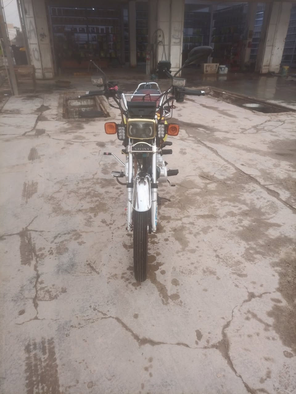 السلام عليكم
دراجه ايراني موديل 2024 دراجه نضيفه كلشي معايزهه بس تفيلس والباتري بي كويل قفلهه 500

***********ض
