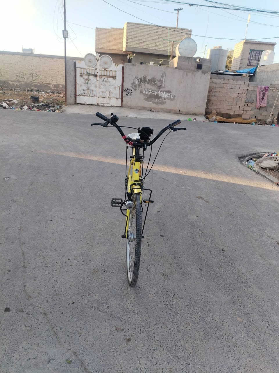 السلام عليكم للبيع شركه سانتوس بايسكل جديد موديل 20 كفاله عامه الشراي خليه يتواصل على هذا الرقم ***********
