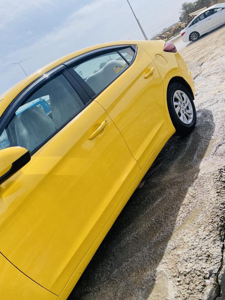 السلام عليكم
سياره النترا٢٠
رقم بغداد
وارد امريكي 
السعر ١١٢ وبيها مجال
مكان بابل قرب شركة الرنا 
***********
***********
