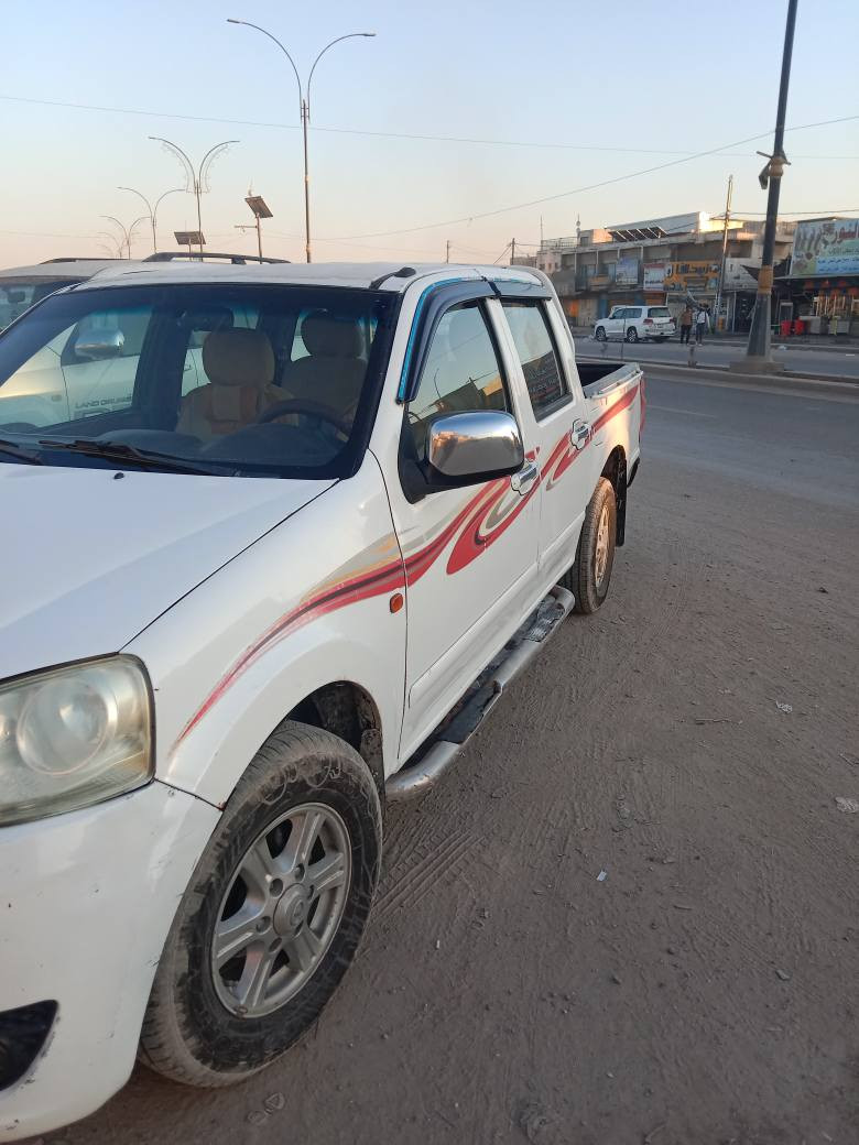 بيكب كريت ويل رقم قادسيه انكليزي موديل ٢٠١٣ مكفوله من الضربه والتبديل كير ومحرك وحداديه مكفولات تخم تايرات موجوده بالحله حي نادر سعر ٦٥ وبيه مجال بسيط الاتصال ***********
