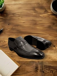 حذاء فاخر • جلد إيطالي • مقاسات ٣٩-٤٤