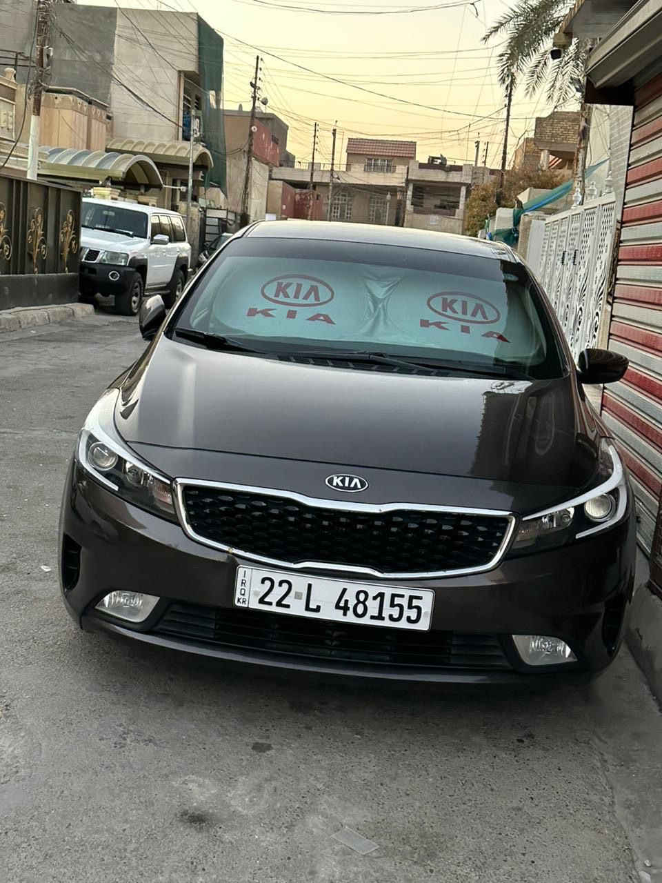 السلام عليكم
فورتي ٢٠١٧ امريكية حادثها موجود بالمنشور السيارة بجم بلادي كبس المراصفات العادية تحكم ستيرن وشادلها كامره وحساسات السيارة مابيها نقص برغي جديدة وعلى ايدنة ومال بيت  متحتاج اي شي مصرف وماشية ٧٠ 
السعر ١٢٣  بيها مجال بسيط 
مكاني بغداد العامرية

***********
