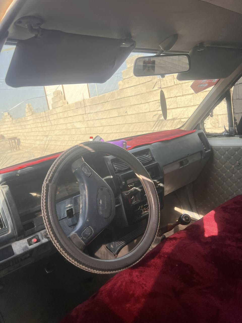 السلام عليكم
للبيع 

نيسان 

حبل حبل 

مسمكره وجاهزه 

غرفه جديده 

مكانها العلم 

***********
