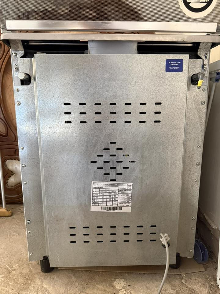 للبيع ، طباخ غازي ماركة VENIS صناعة مصرية ، جداحة كهربائية نظيف 100‎%‎ مستخدم شهرين   
سعره 300 بي مجال بسيط 

للتواصل واتساب ***********
