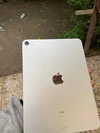 ايباد اير 4 • ٦٤ • مكفول