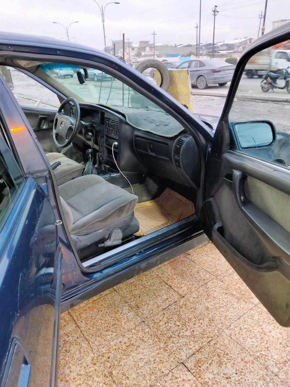 اوبل اوميكا استيشن للبيع محرك 30كبس كير عادي مكينه وكير مال حاوية رقم نينوى دولي شرط التحويل السيارة ع وضع الشركة مكفولة 
هزة جديدة بيها كابون بانزين السيارة فول الطخم معمر أربع تايرات جديدة جامات كهرب سلايت كهرب
السعر 38 وبيها مجال للطيبين 
المكان موصل جانب الايسر 
وأي استفسار ع هذه الارقام
***********
‏‪0777 635 7334‬‏
